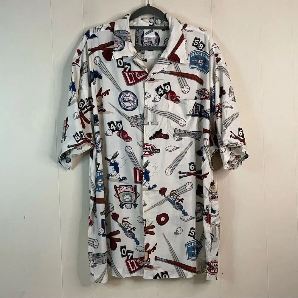 Vintage 90’s Warner Bros. Looney Toons Baseball Button Down Shirt